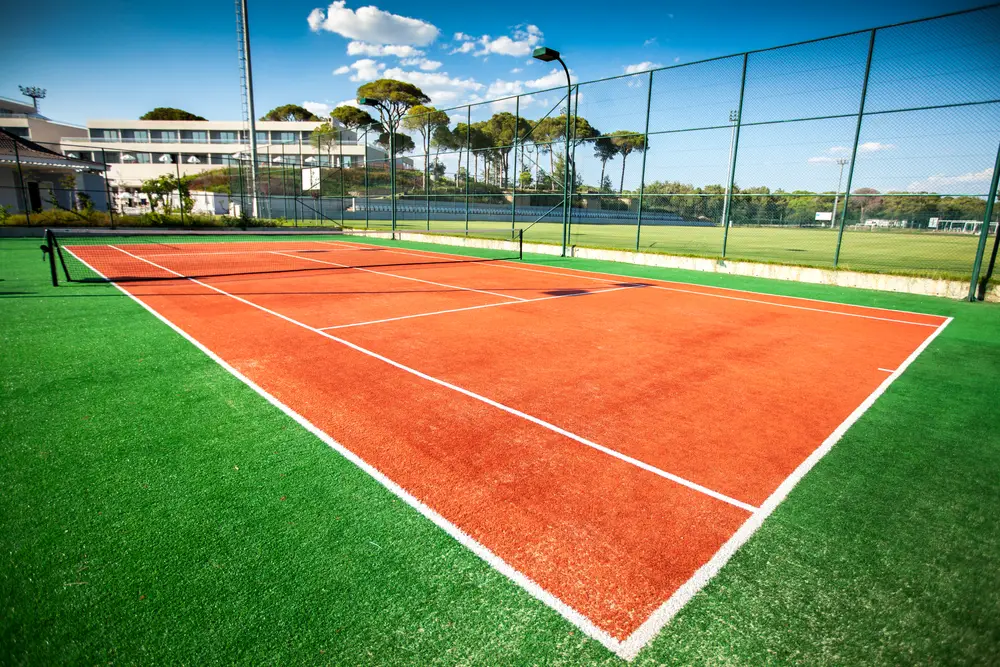 tennis court deep angle