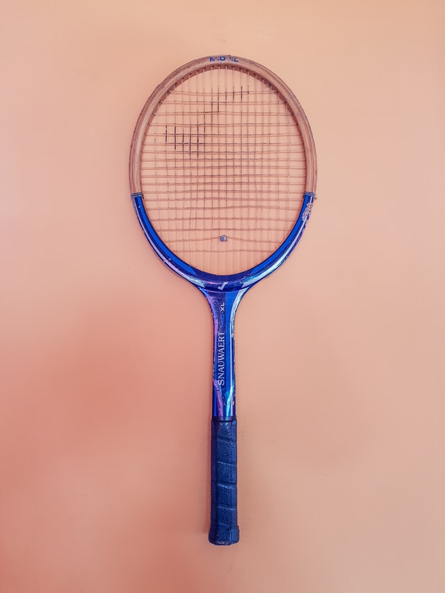 How To Tell That Tennis Racket Has Degraded